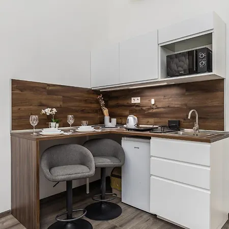 Cozy In Downtown Apartman *