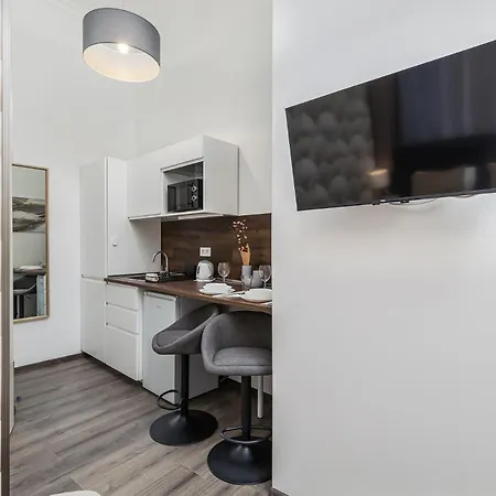 Apartment Cozy In Downtown Budapest